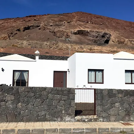 Lanzarote Natura Houses *